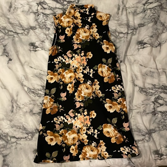 Floral mock neck dress XS - Picture 7 of 8